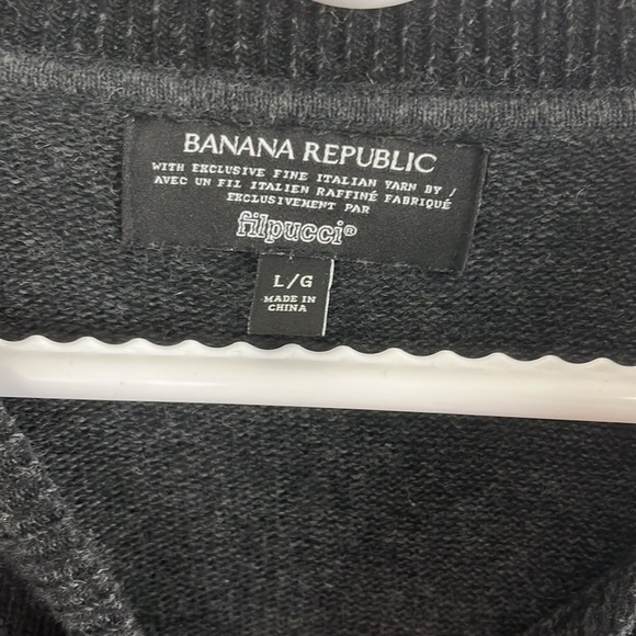 Banana Republic Merino Wool Black Men's Crewneck Sweater - Picture 5 of 9